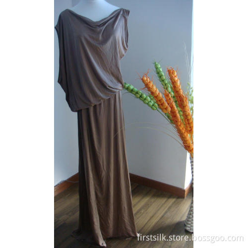 Ladies' Evening Dresses Garment